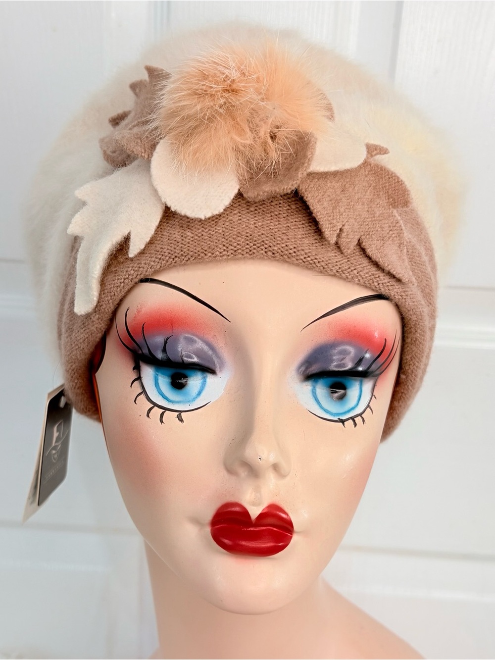 NWT Forbusite Tan Angora/Wool Beret Winter Hat With Fur Flower O/S